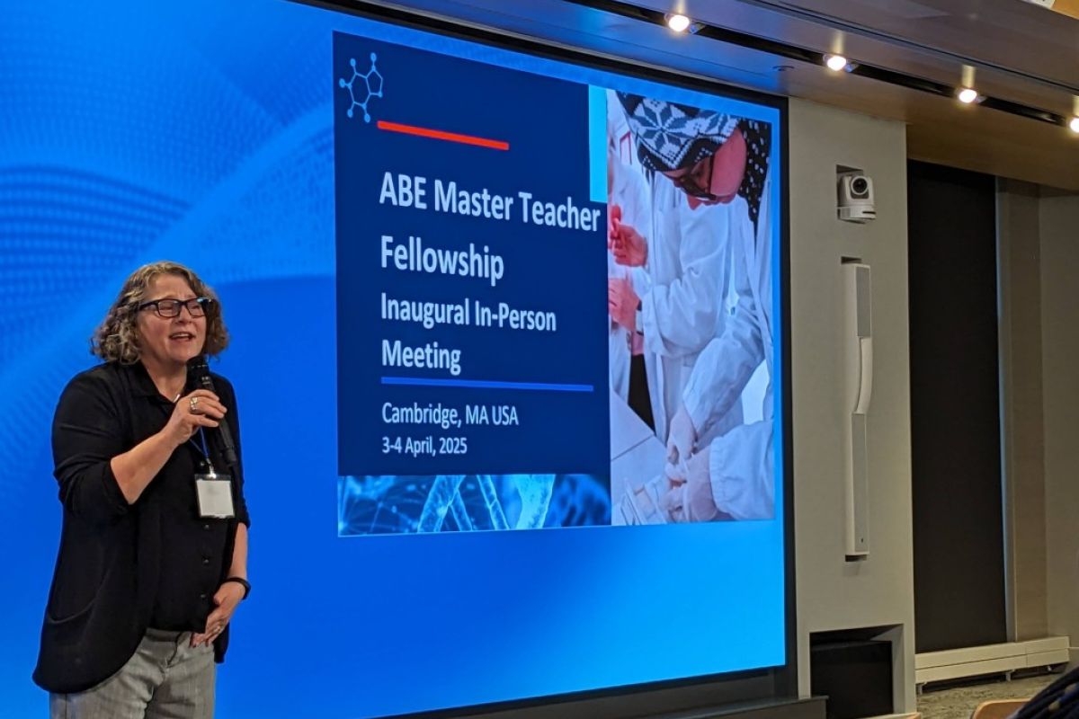 Jess Juliuson welcoming the 2025 MTF meeting attendees